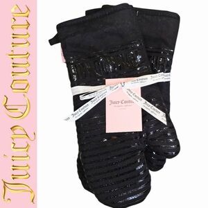 Juicy Couture Home Signature Logo Oven Mitts